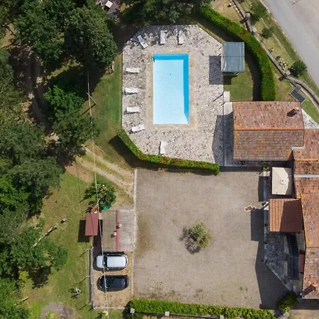 Emilia Tuscan Stone Villa Agna