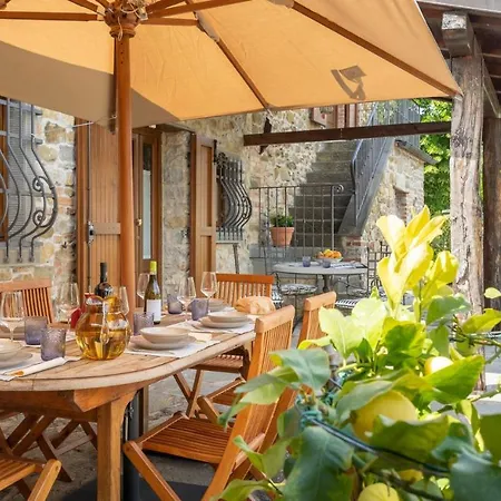 Emilia Tuscan Stone Villa *