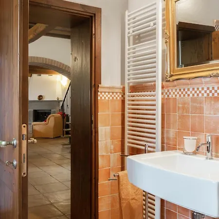 Emilia Tuscan Stone Villa *