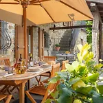 Emilia Tuscan Stone Villa *