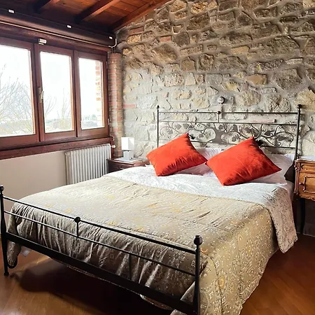 Emilia Tuscan Stone Villa